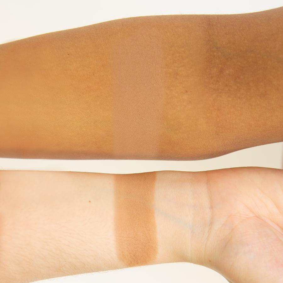 The Balm Take Home The Bronze Anti Orange Bronzer Oliver2 The Balm Take Home The Bronze Anti-Orange Bronzer - Oliver